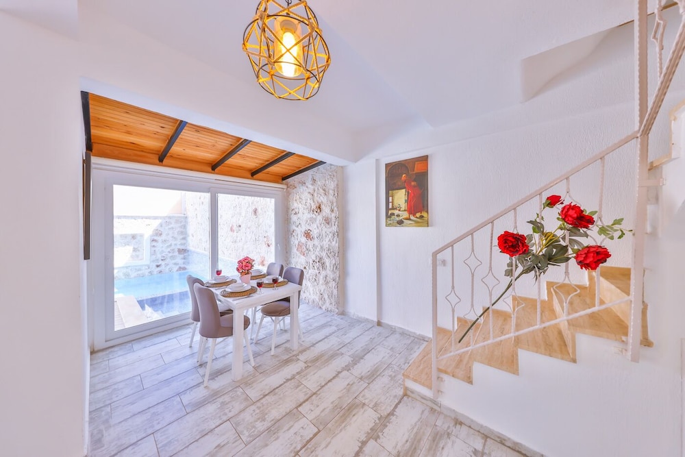 Nergiz Villas