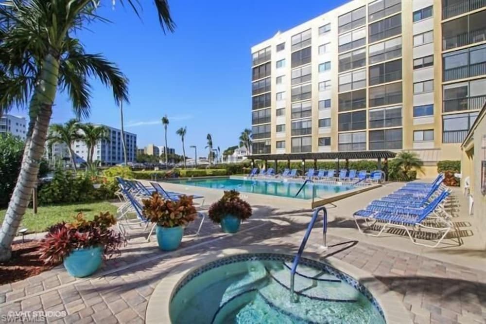 Windward Point #507