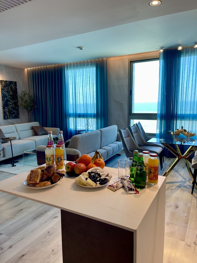 Carmel Holiday Apartments