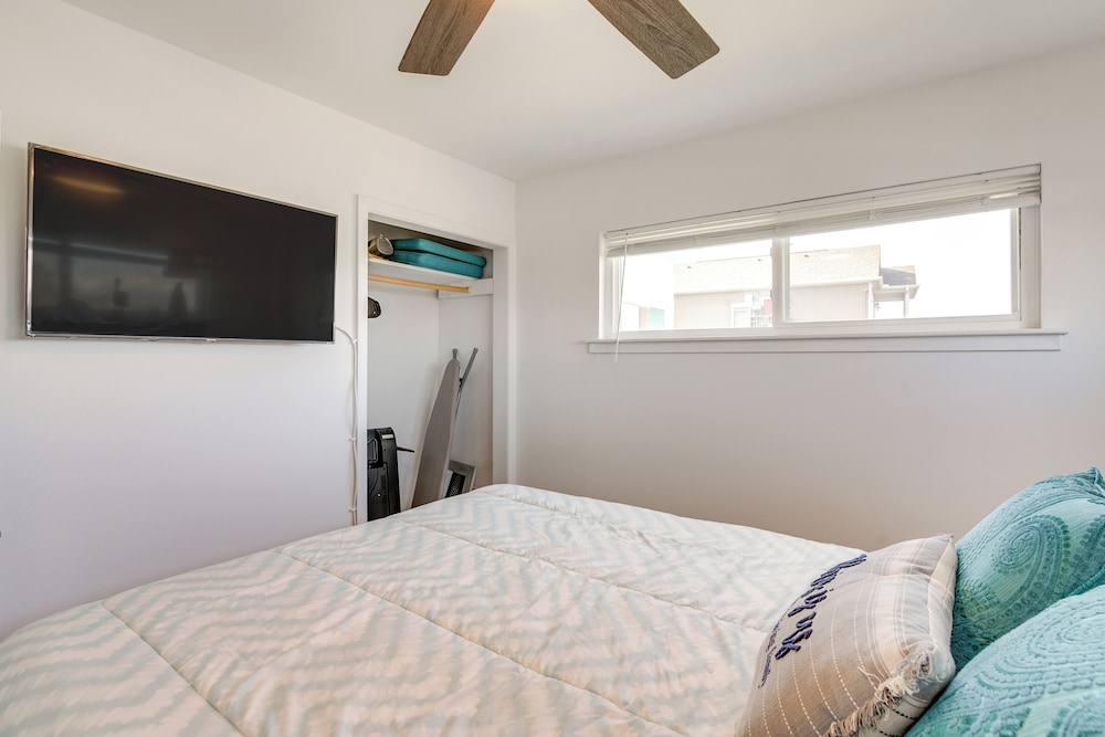 Private Bayfront Access 10 Mi to Galveston Beaches