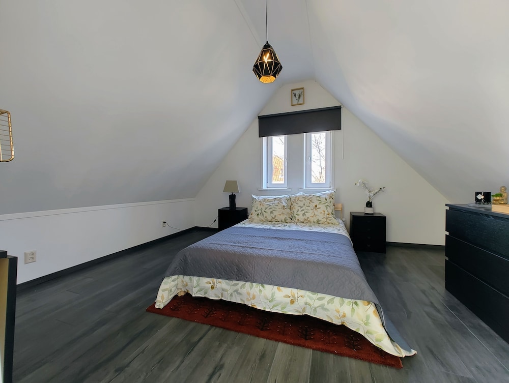 The Diesel Bed and Breakfast view 4