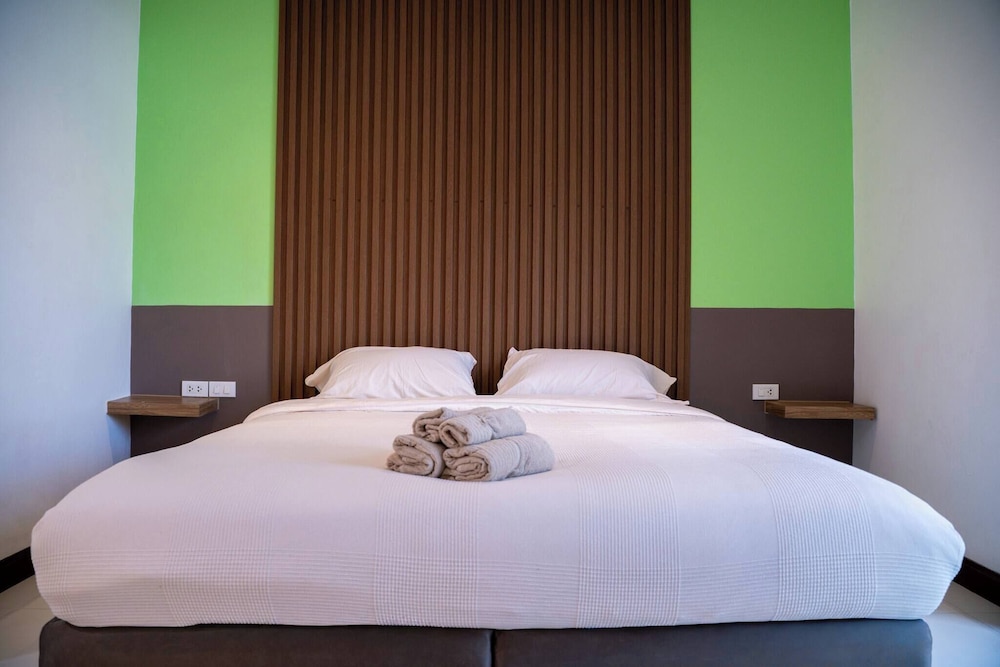 Boutique Hotel 20 min Walk to Kata Beach #302