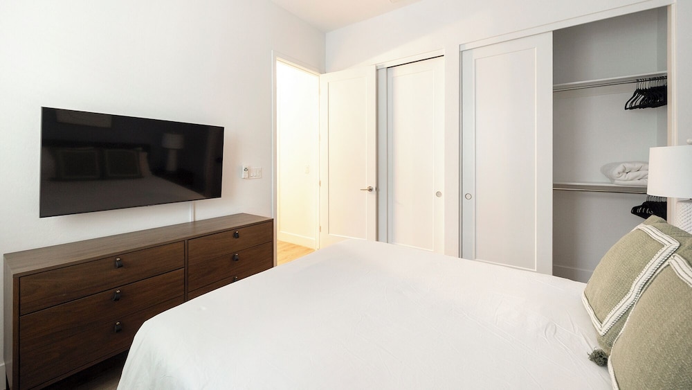 Landing Apartments Phoenix - Maryvale Village