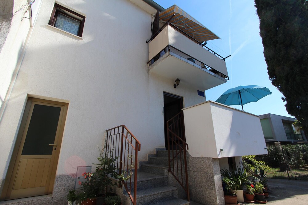 Apartments Miriana view 2