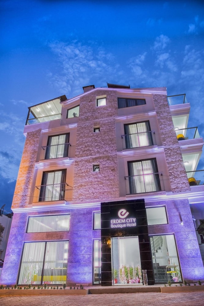 Erdem City Hotel - Image 27