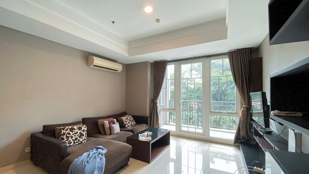 Strategic Location 1Br Apartment At 1 @ Cik Ditiro