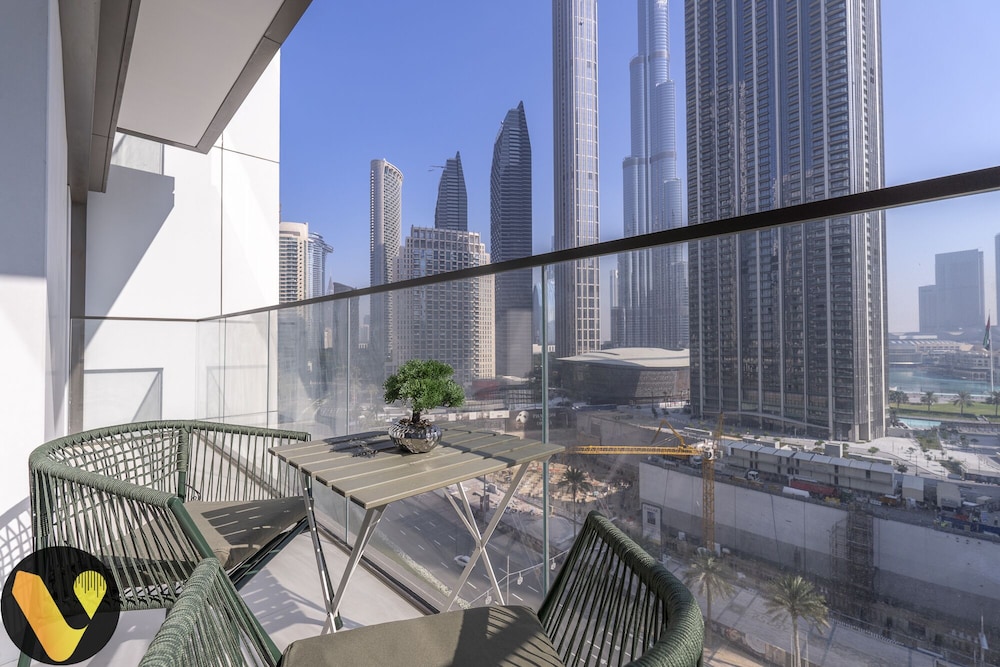 Burj Crown Burja Khalifa Foutain Views