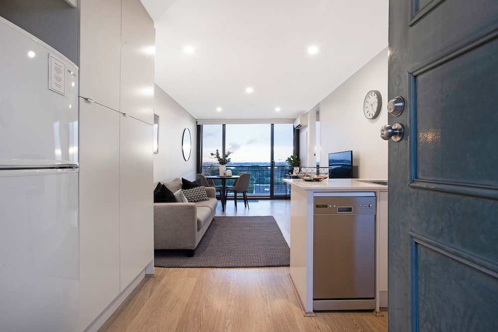 Spectacular Views South Perth1br