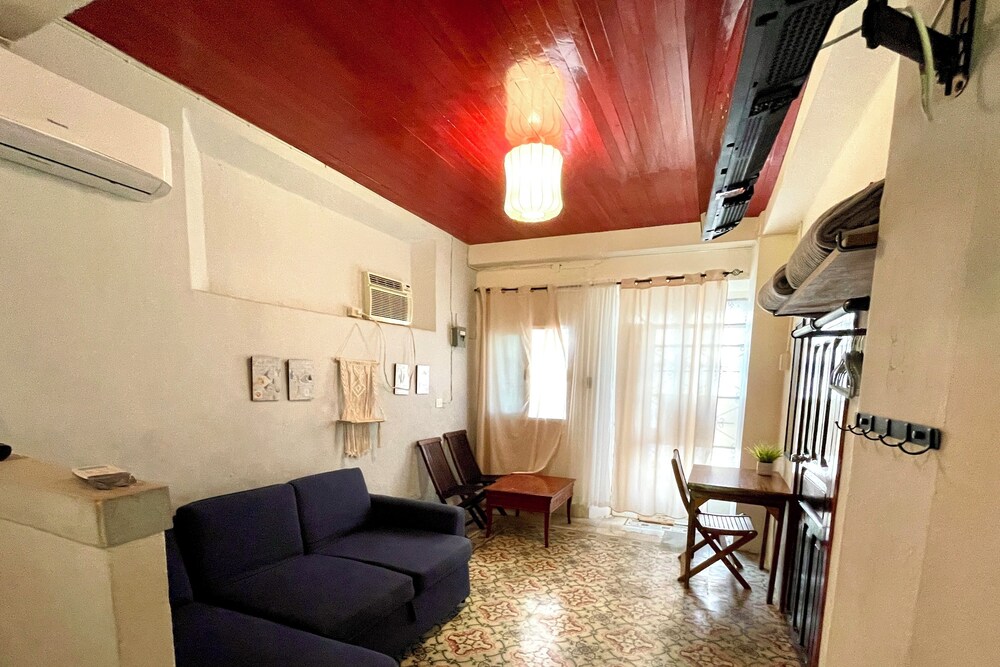 Cozy Apartment w Kitchen Downtown