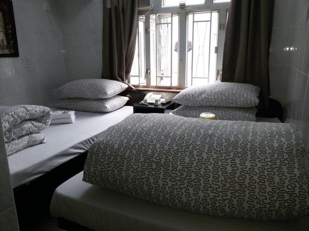 Tom's Guest House