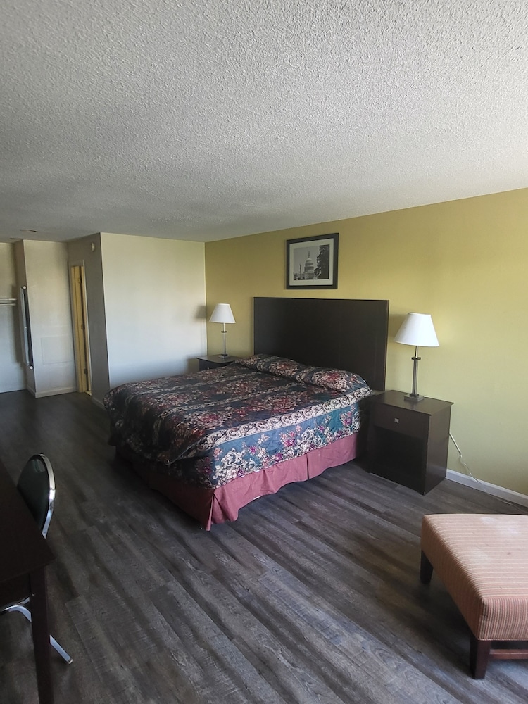 America's Inn