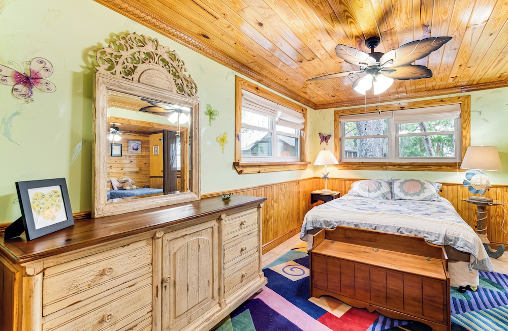 Deck & Hot Tub: Lakeside Retreat in Inverness!