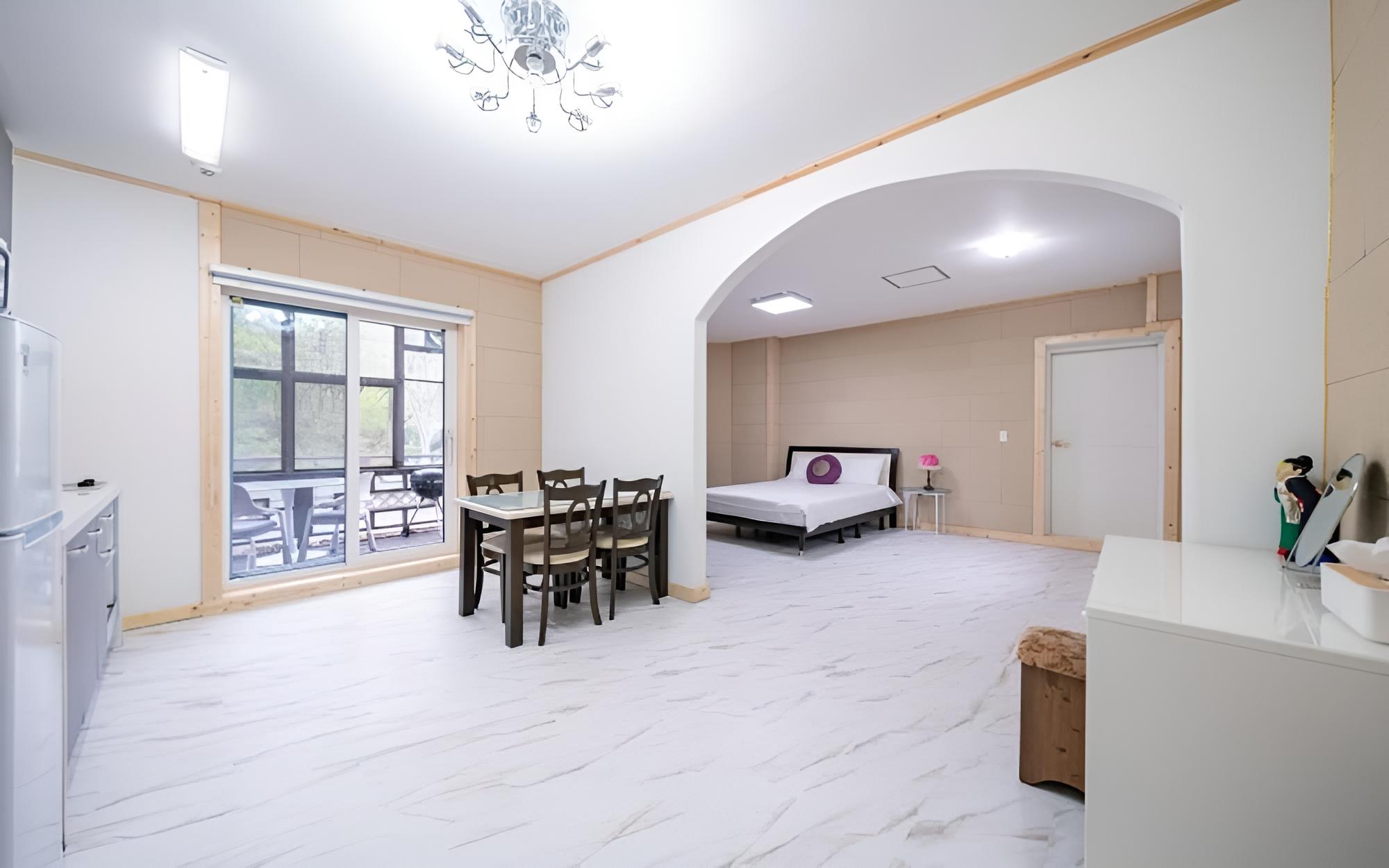 Yangpyeong Dorothy Valley Pension view 2