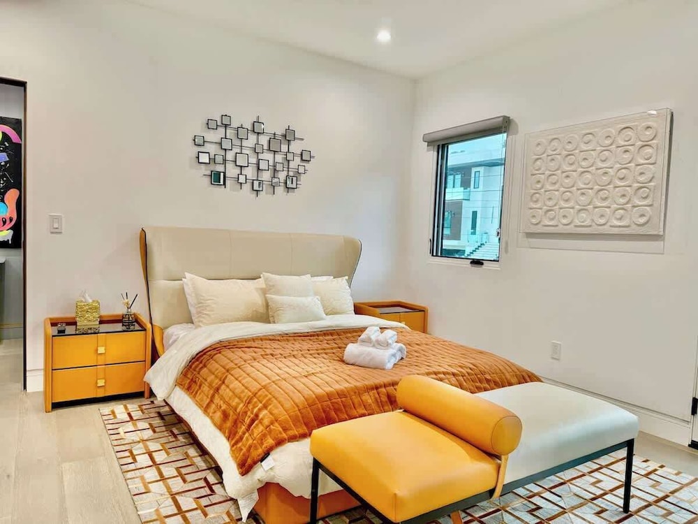 @ Marbella Lane - Enchanted Garden & Pool Hideaway