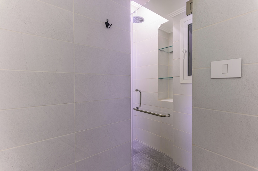 Orano -Chic 2-Bedroom Apt in Bsalim