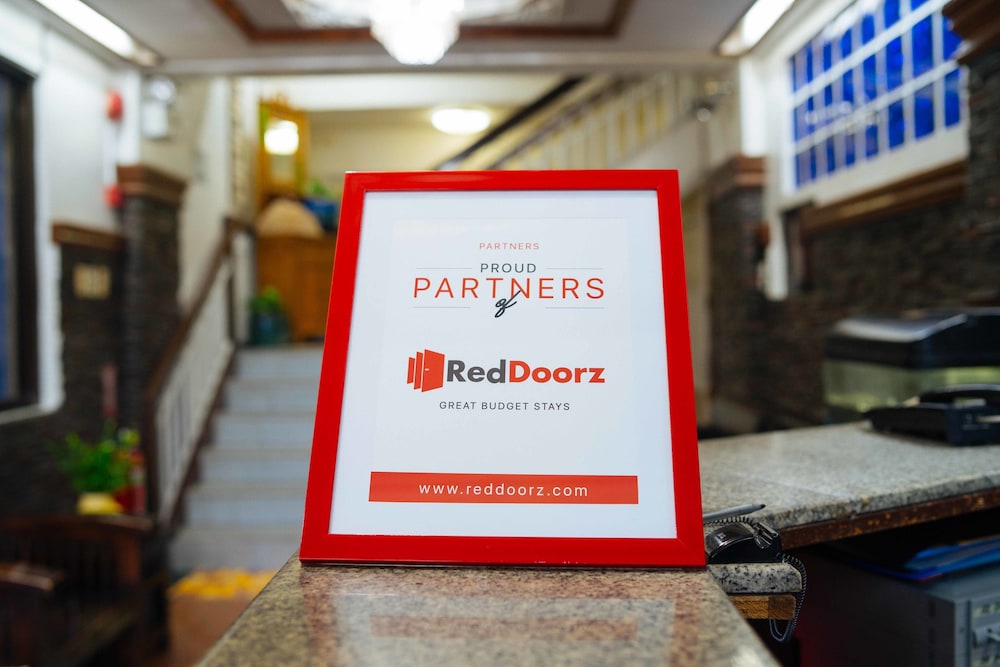RedDoorz @ Palanan Makati 2 view 4