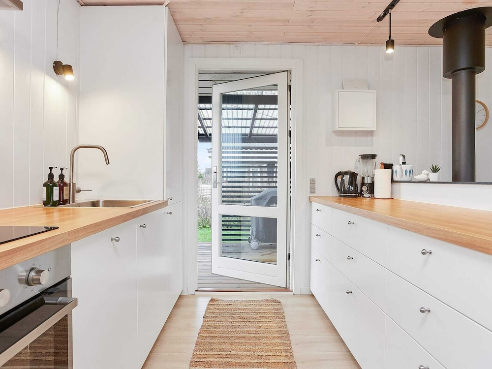 6 Person Holiday Home in Juelsminde