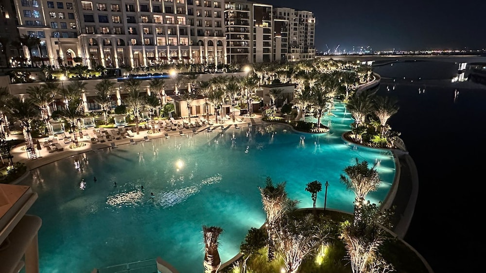 Cosmos Living - Dubai Creek Harbour