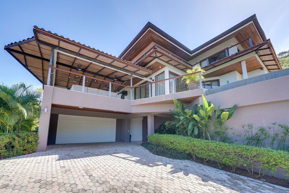 Luxury Home w/ Views & Infinity Pool: Near Beach!