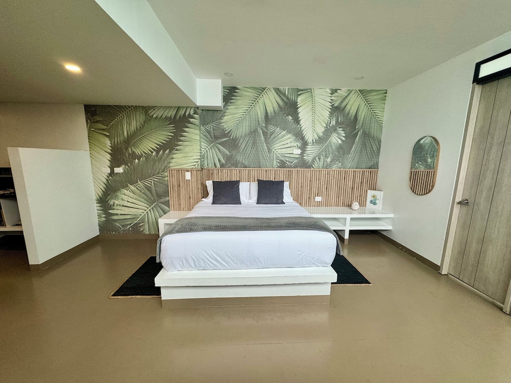 OPE SUITES CALLE 100
