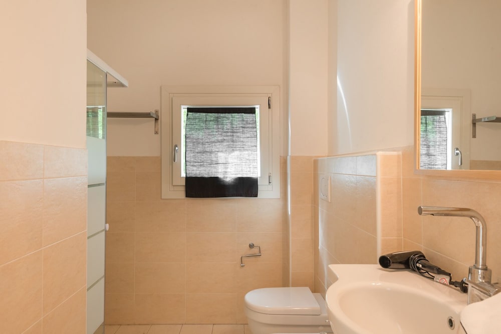 Arzachena Vacations - Elegant Residence Ea Bianca 2 Bedroom Sleeps 6 N0715n - Property Image 16
