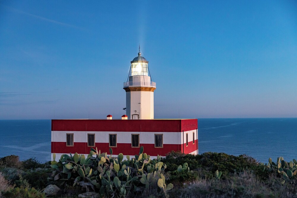 Capel Rosso Lighthouse