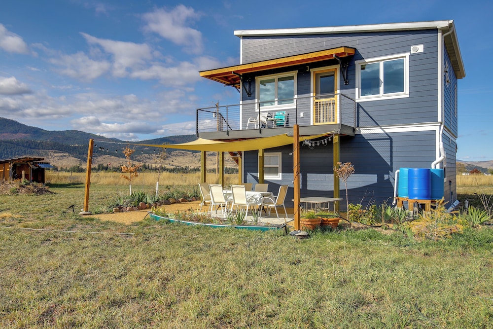 Arlee Studio w/ Mountain Views: 29 Mi to Missoula