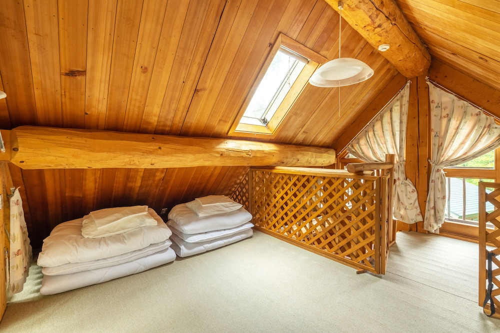 Reposer Hakuba