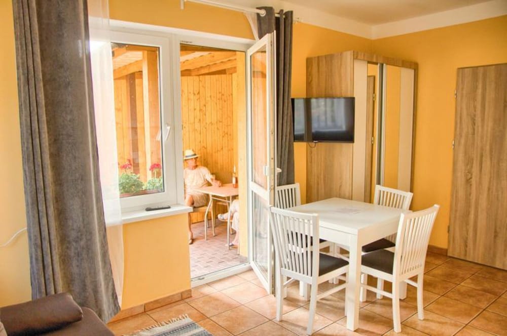 Holiday Apartment for 4 People, Lubin