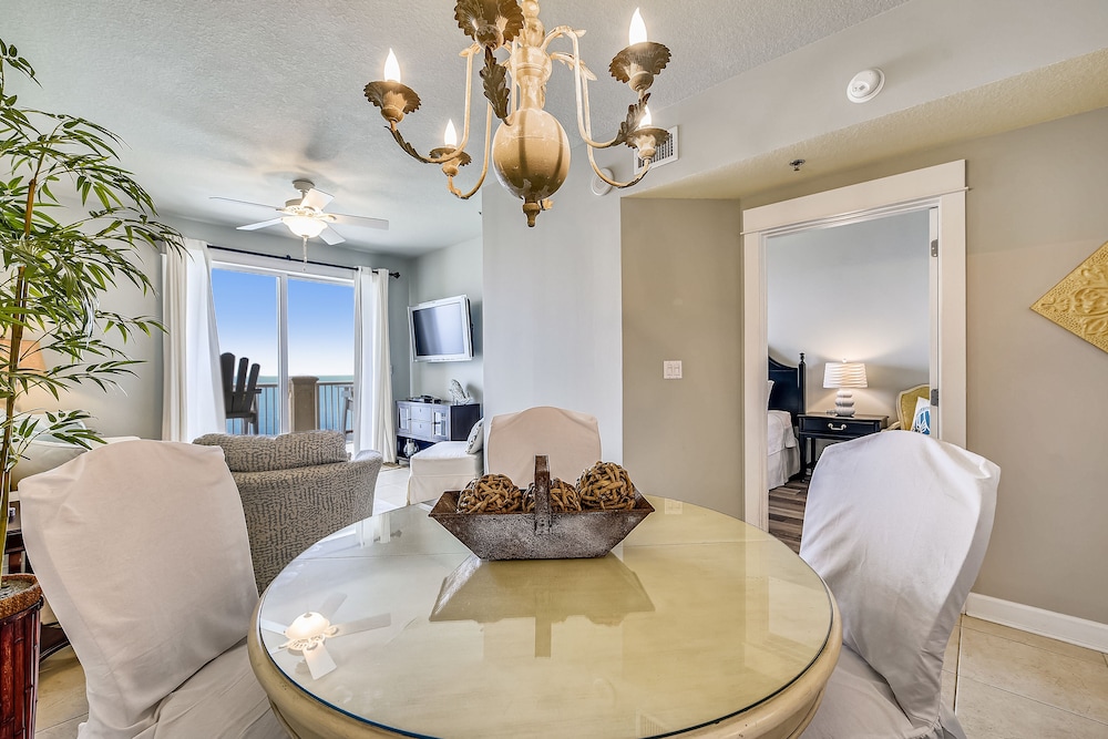 Grand Panama Beach Resort by Book That Condo