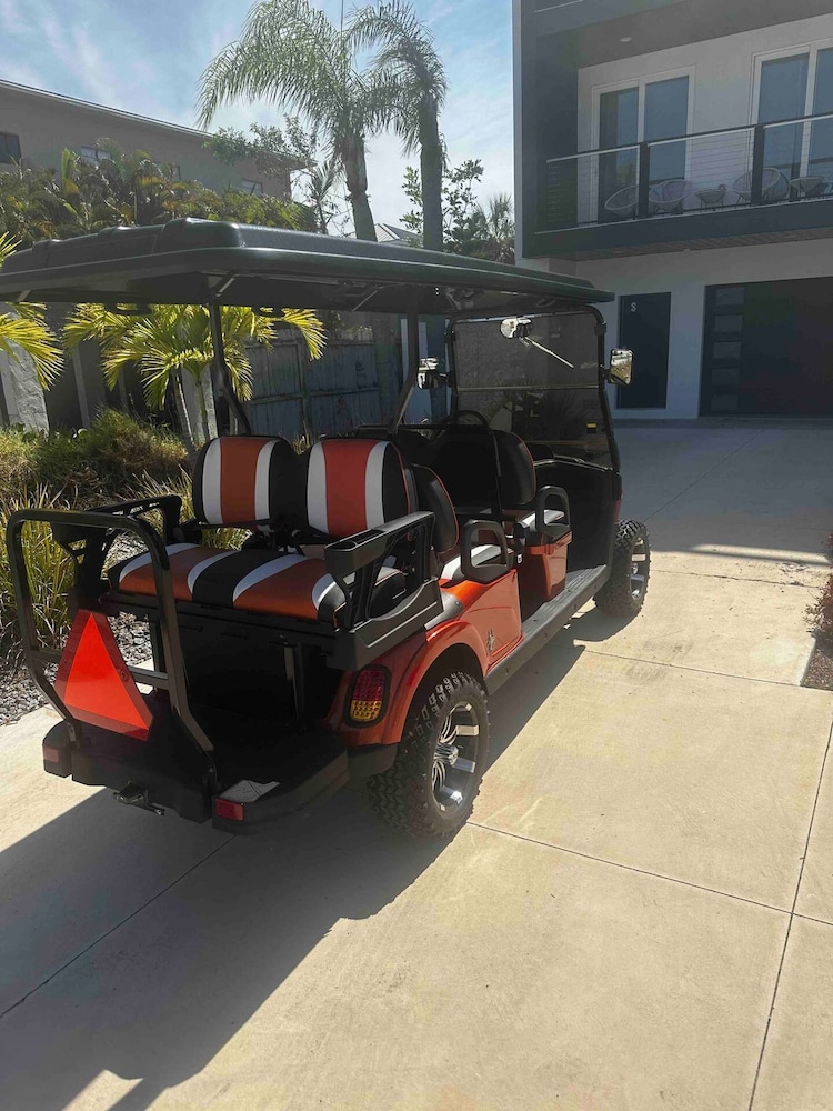Luxury Pool Home Golf Cart