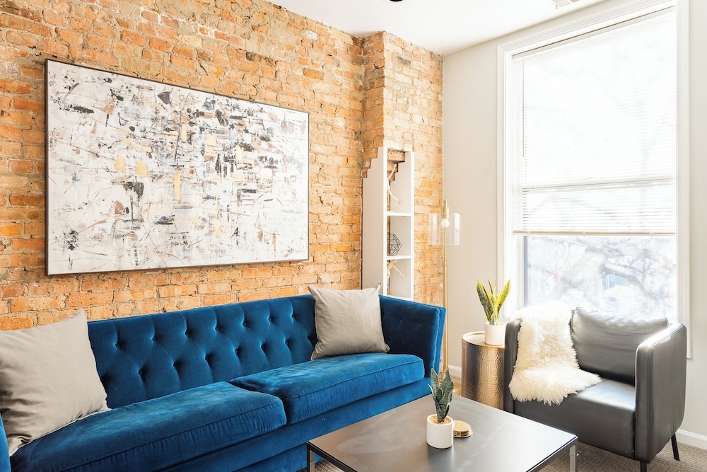 1BR Apt in Lincoln Park - Lincoln 3E