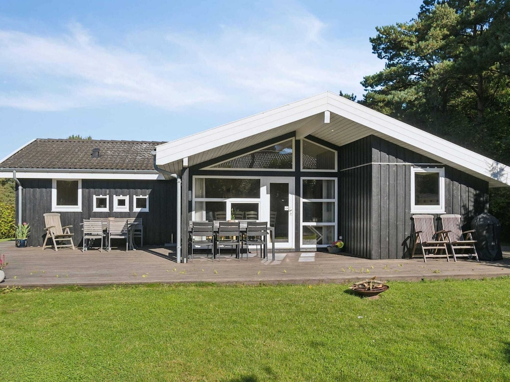 5 Star Holiday Home in Hojby
