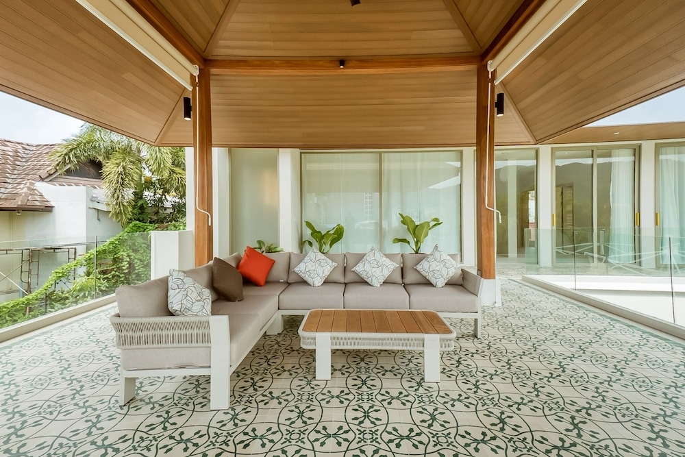 Akal Pool Villa 3BR near Laguna, Bangtao & Beach