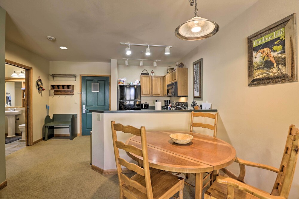Cozy Ski-in/ski-out Winter Park Resort Condo! view 4