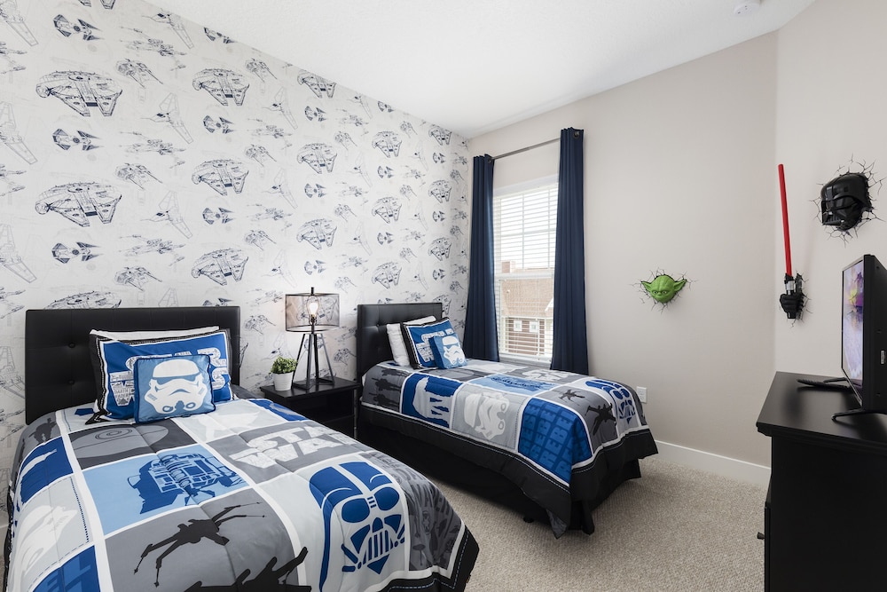 Summerville Vacation Homes by Columbia Management