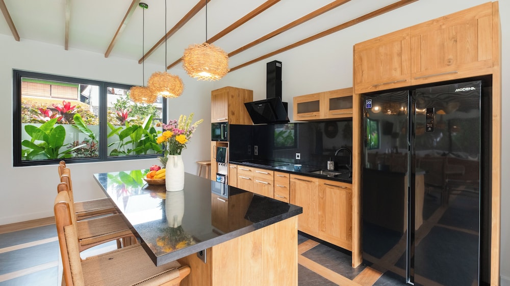 Villa Suka Sawah by Villa Finder