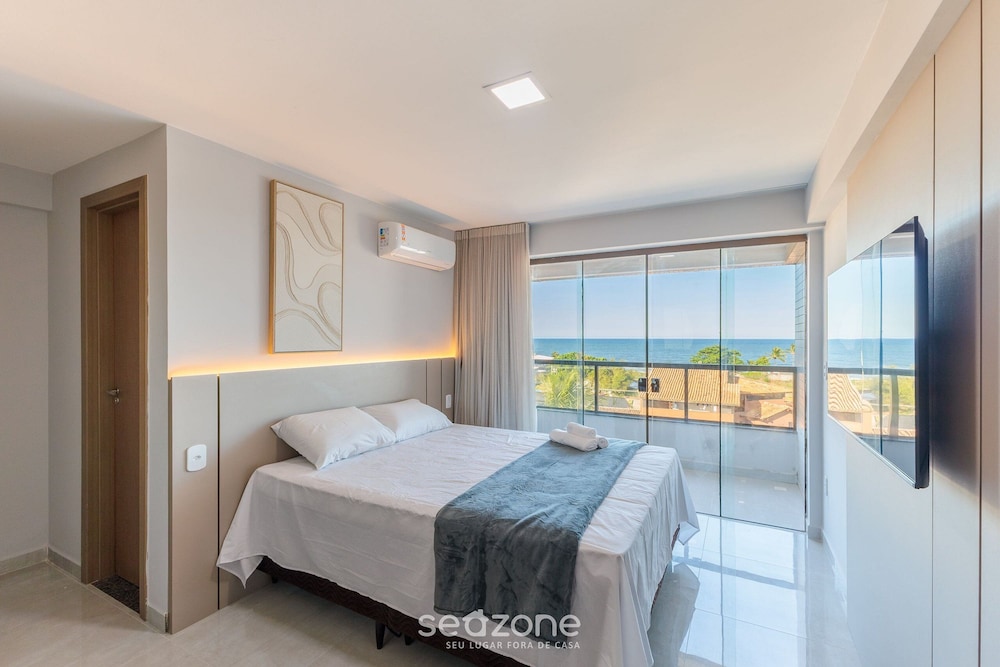 Building With Swimming Pool 300m From the Beach in Ilheus - MMD