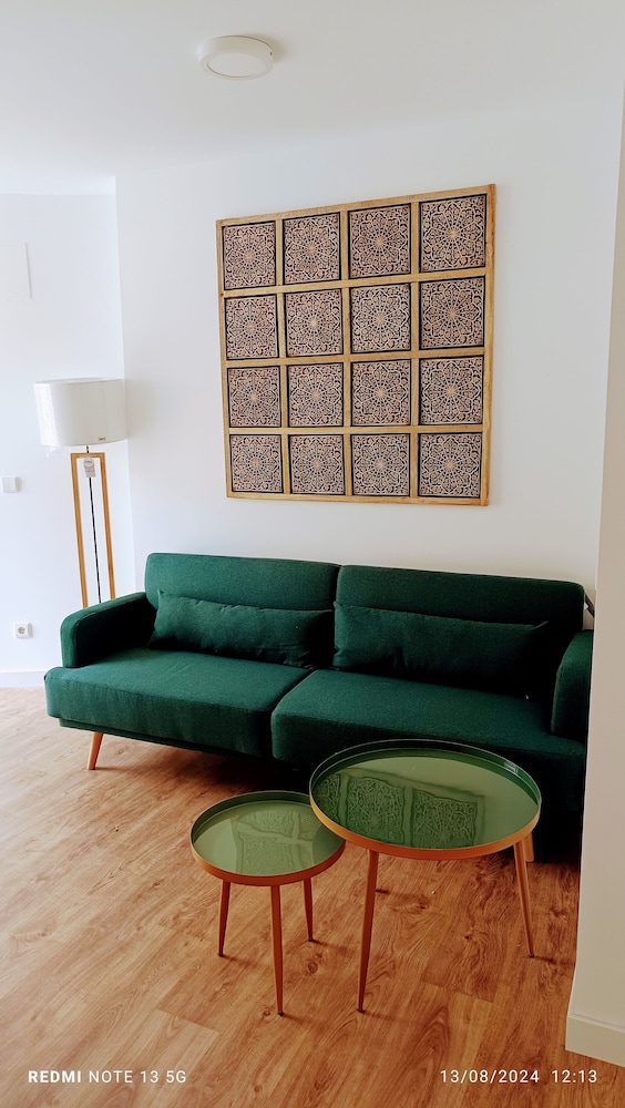 APARTAHOTEL MADRID URBAN SUITES - EDIFICIO EXCLUSIVO - 7 Apartments Boutique Full Equiped
