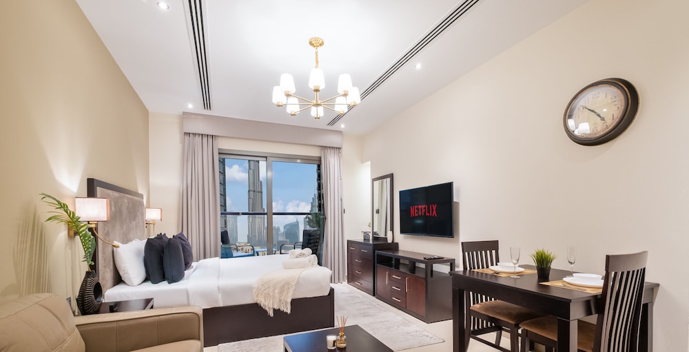 LUX  Burj Khalifa view Downtown Studio
