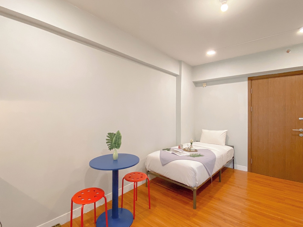 Good Studio Room at Cinere Resort Apartment