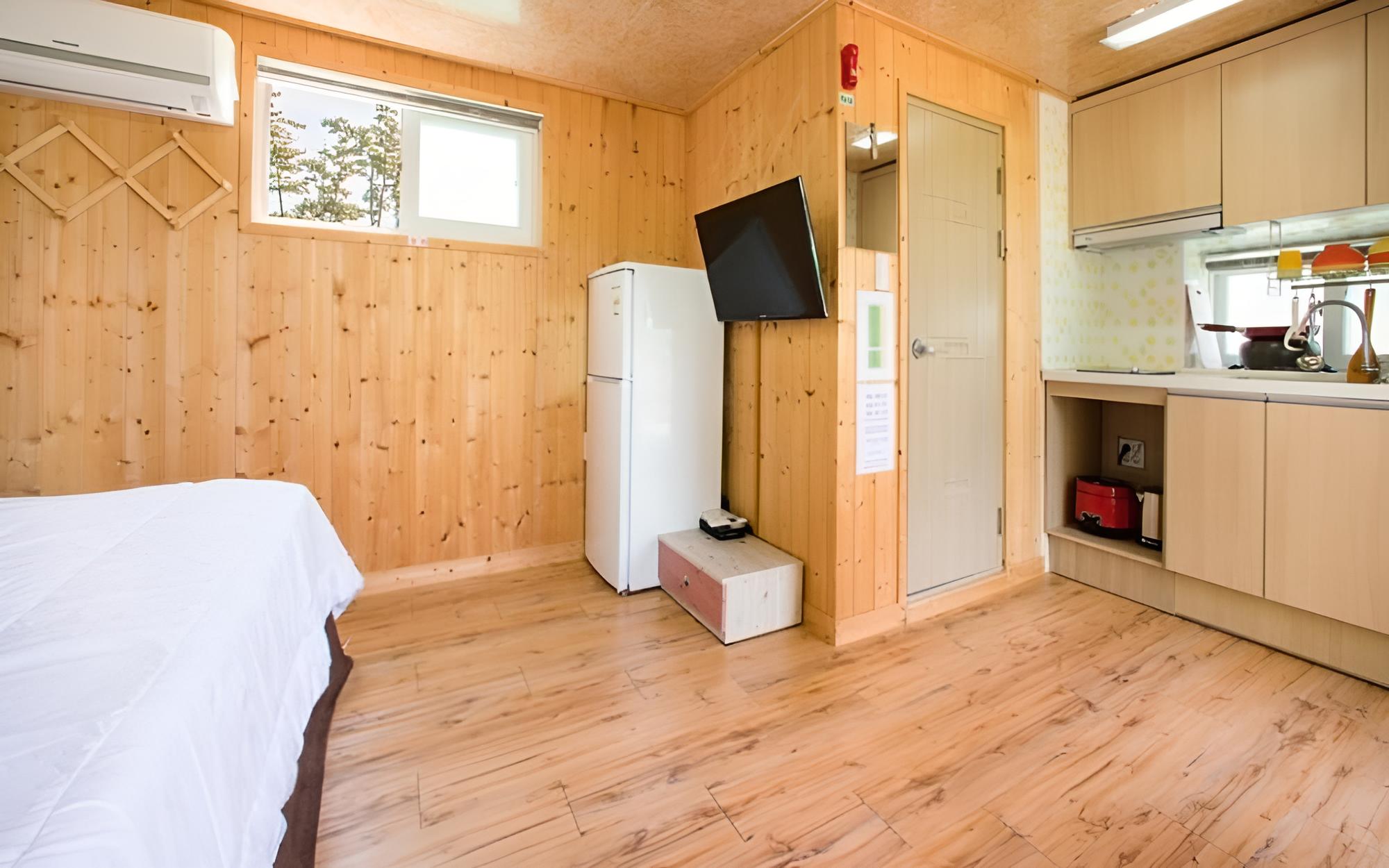 Taean Leisure House Pension