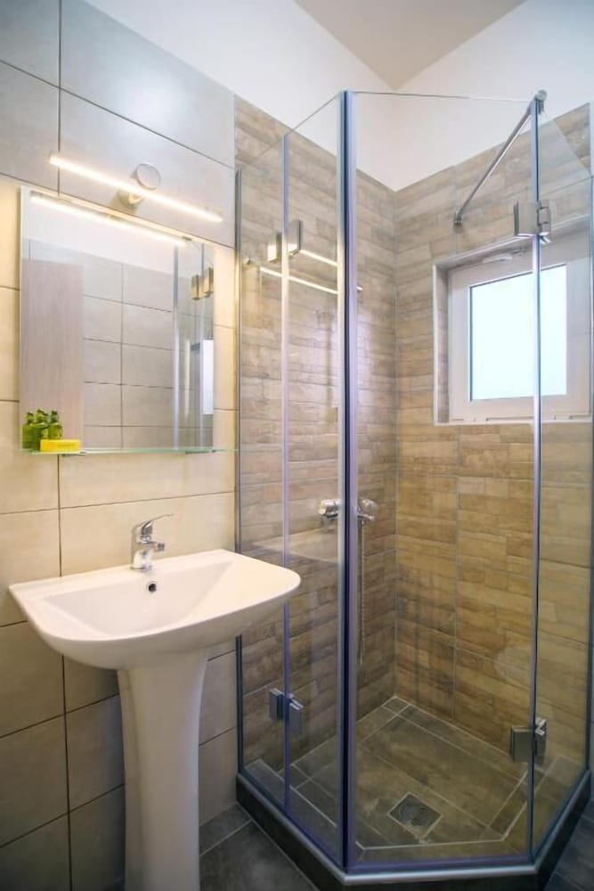 Rodou Suites and Villas