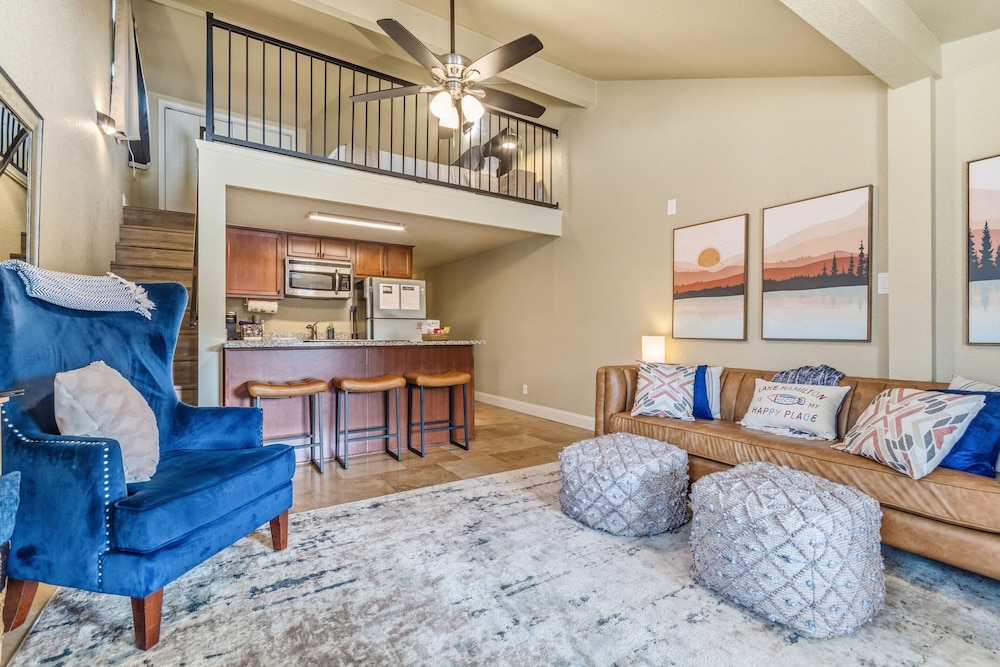 Clearwater Golden Escape On Lake Hamilton 2 Bedroom Condo