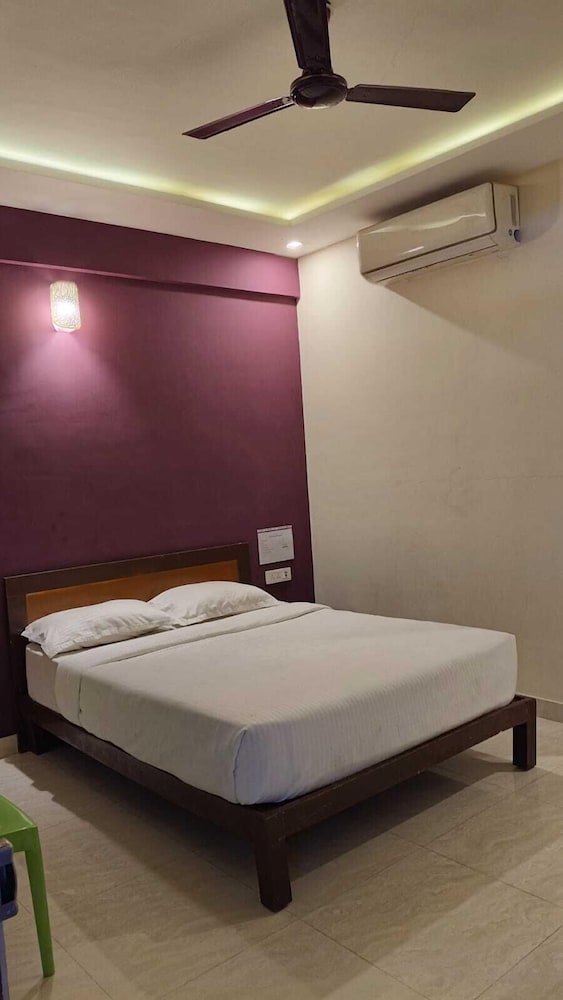 HOTEL KABAB JUNCTION