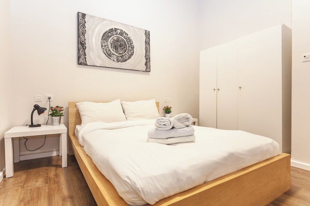 Ben Yehuda By theLight apartment view 3