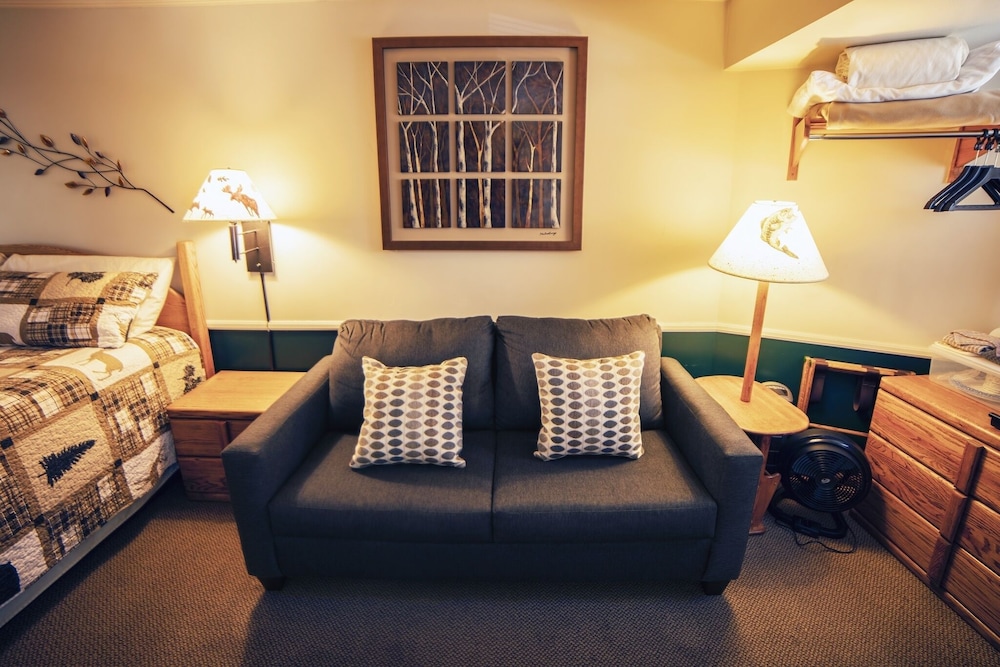 Sunnyside Knoll: 4 1 Bedroom Cabin view 4