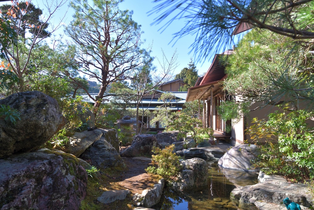 oninosumika, Izu - 16