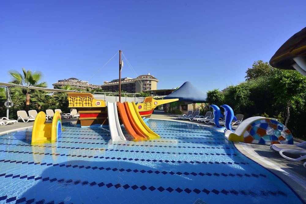 Sunmelia Beach Resort Hotel & Spa