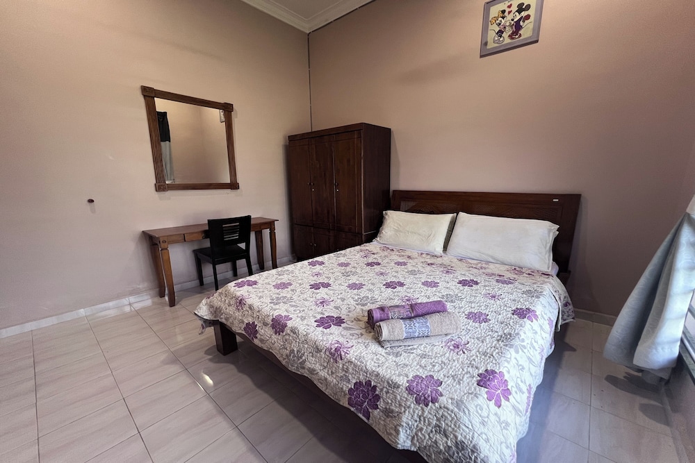 Nurbayu Villa (3 and 4 bedroom Villa) Kemaman